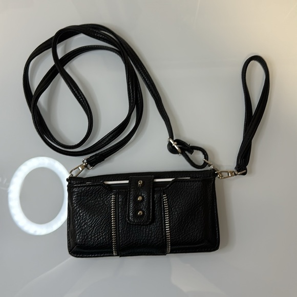 Jessica Simpson studded wallet phone holder crossbody - Picture 2 of 11